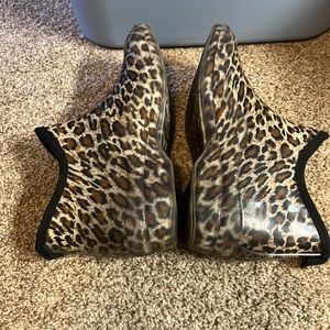 Corky’s Rain Shoes